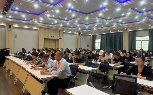 深耕学科命题 聚焦教考衔接 ——郑州市第二十四中学学科集体校本研修活动